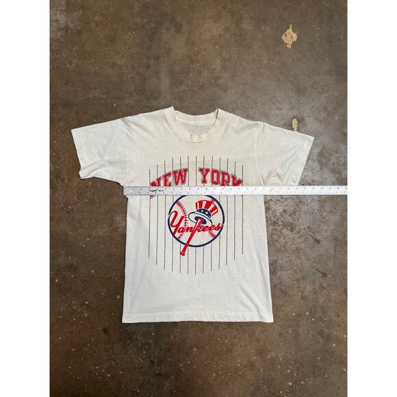 Vintage New York Yankees T-Shirt 80s MLB Pinstripe Logo Tee Mens Single Stitch - Picture 8 of 15